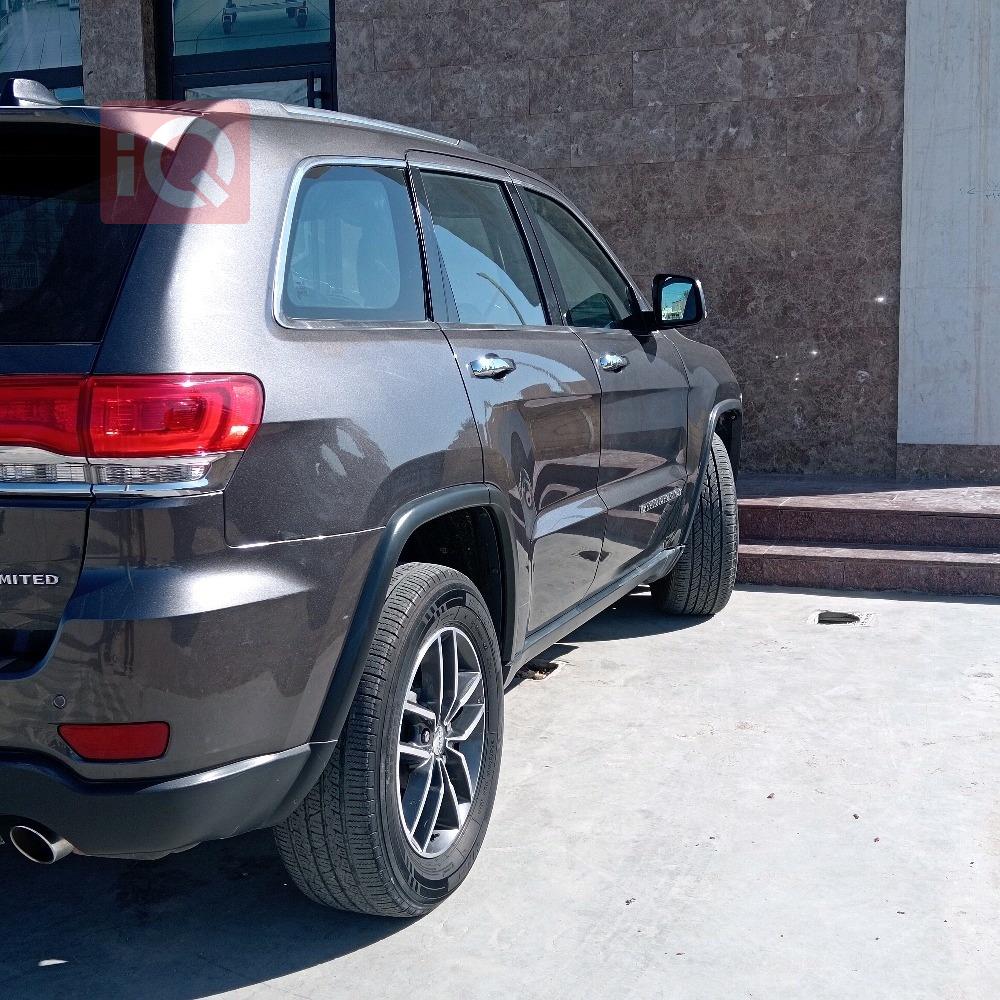 جيب جراند شيروكي